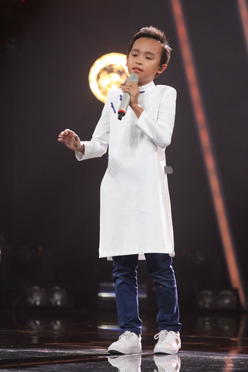 VN Idol Kids: &#34;Soái ca nhí&#34; bị Văn Mai Hương cảnh cáo - 8