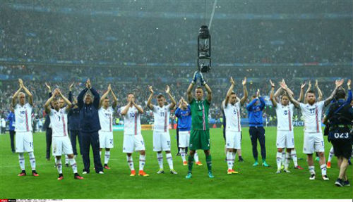 Tin nhanh Euro 4/7: Del Bosque chính thức chia tay TBN - 1