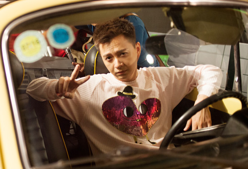 Ngô Kiến Huy lột xác làm "trai hư" trong MV mới - 5