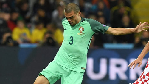 Tin nhanh Euro 5/7: Cả đội Bồ Đào Nha run rẩy trước Bale - 1