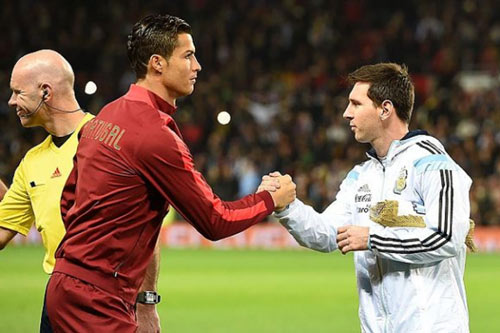 Ronaldo khuyên nhủ Messi quay về với ĐT Argentina - 1