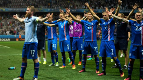 Euro 2016: Iceland được chào đón như nhà vô địch - 1
