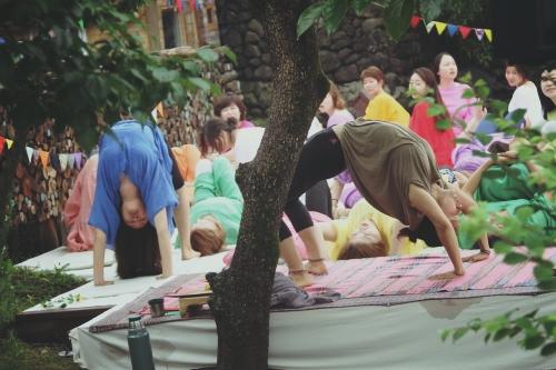 Lee Hyori hạnh phúc với với chồng nghèo, xấu ở đảo - 14