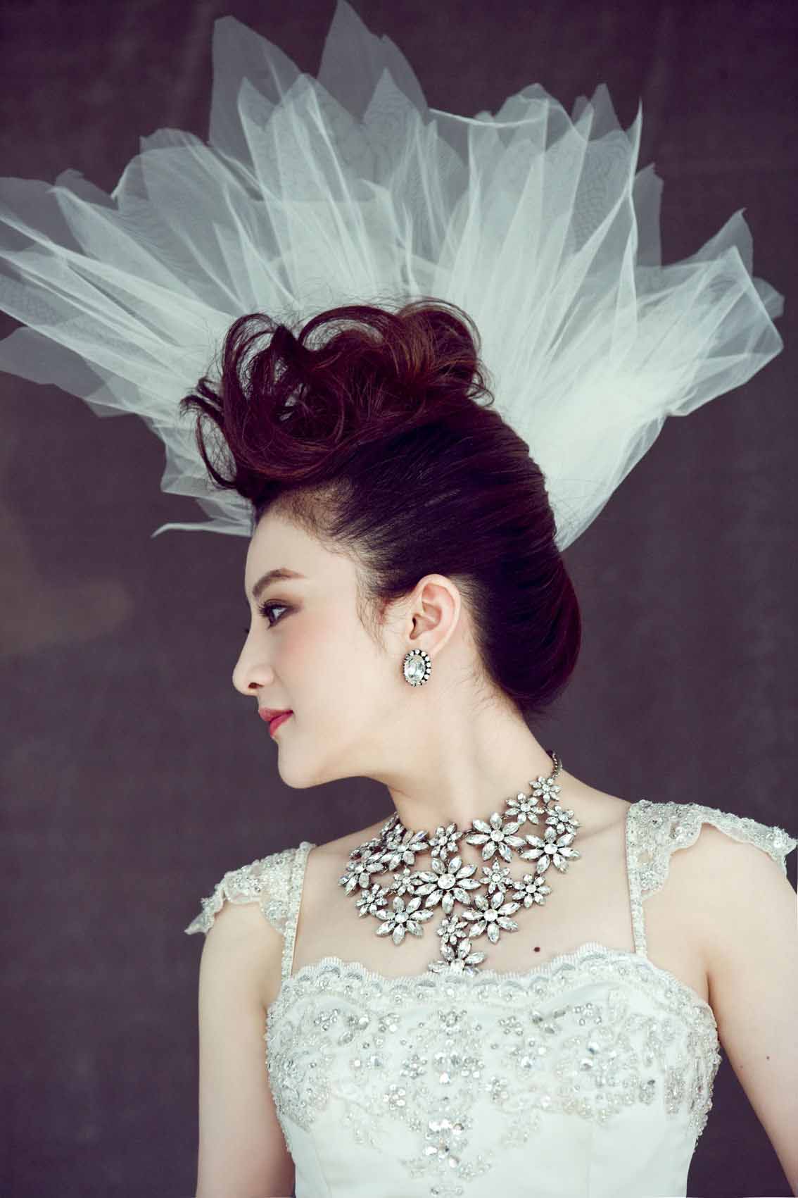 Bất ngờ với vẻ đẹp của "em bé quốc dân" sau gần 30 năm - 13