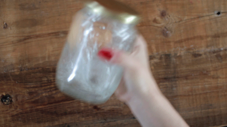 6 cách bóc củ, quả siêu nhanh không phải ai cũng biết - 4