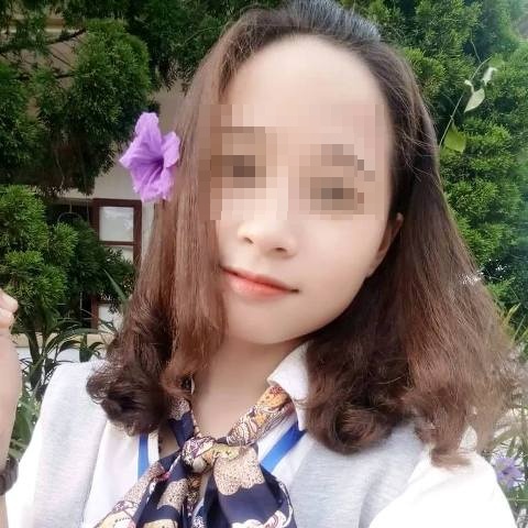 Nữ giám thị bị sát hại: Nghẹn ngào lễ trao bằng trước di ảnh - 2