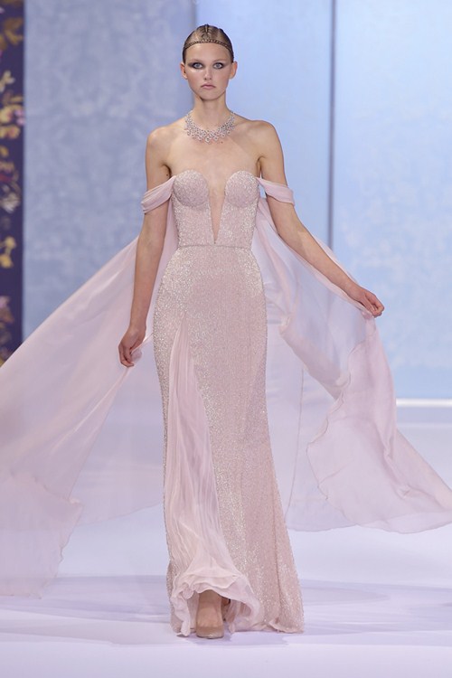 Thiên thần VS siêu gợi cảm dự show Ralph & Russo - 12