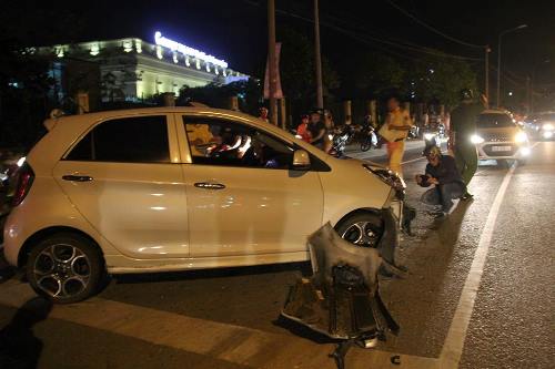 Phó ban Dân tộc tỉnh Đồng Nai gây tai nạn liên hoàn - 1