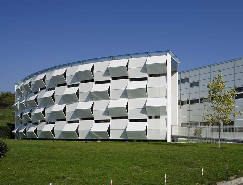 Áo: Tòa nhà thay đổi mặt tiền cả chục lần mỗi ngày - 10