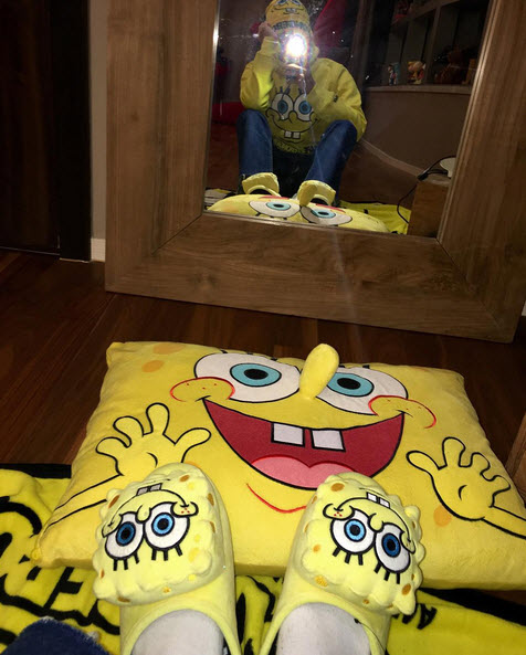 Căn nhà toàn đồ vật lạ và đắt tiền của G-Dragon - 16