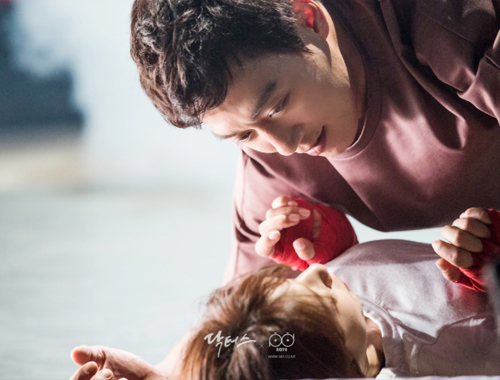 Dàn diễn viên cực đẹp của phim đang hot nhất xứ Hàn - 2