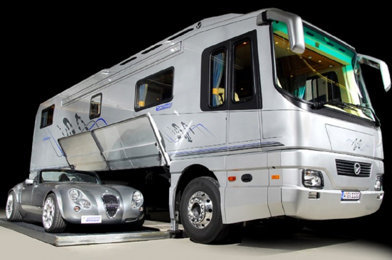 Top 10 Motorhome sang trọng đắt nhất thế giới - 9