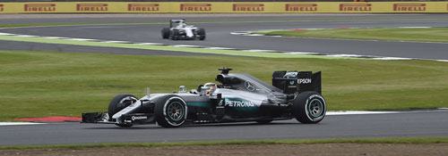 Đua thử British GP: Sự trở lại mạnh mẽ của Hamilton - 1