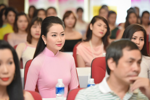 Dàn thiếu nữ xinh đẹp quy tụ ở sơ khảo Hoa hậu VN - 4
