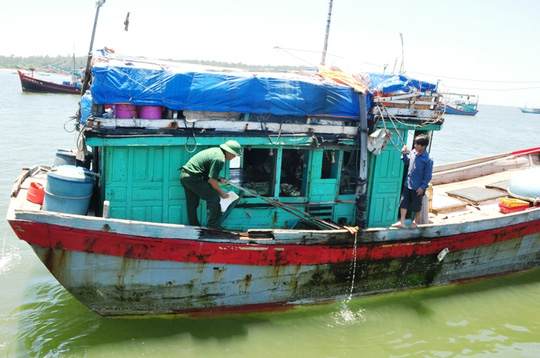 2 tàu nước ngoài đâm chìm tàu cá VN ở Hoàng Sa - 2