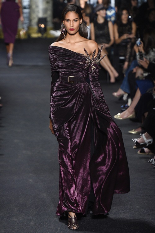 Elie Saab trình làng các mẫu váy lộng lẫy cho mẹ và bé - 6