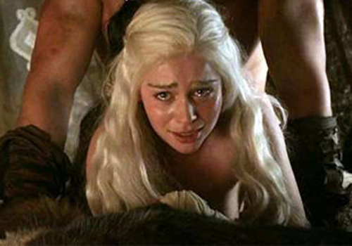 “Mẹ Rồng” nói về cảnh bị làm nhục trong Game of Thrones - 1