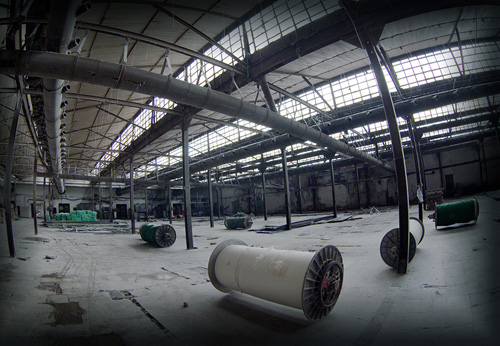 Cận cảnh nhà máy dệt lớn nhất Đông Dương trước ngày phá bỏ - 9