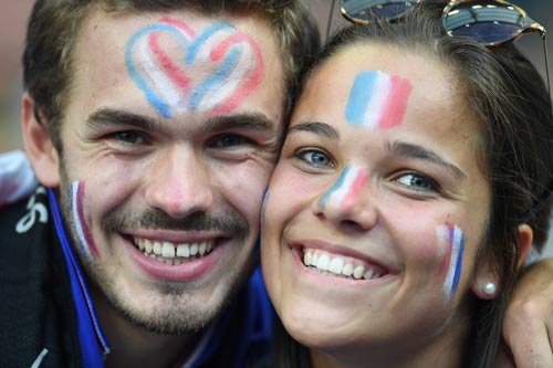 Stade de France rực lửa tiếp sức Pháp – Bồ Đào Nha - 6