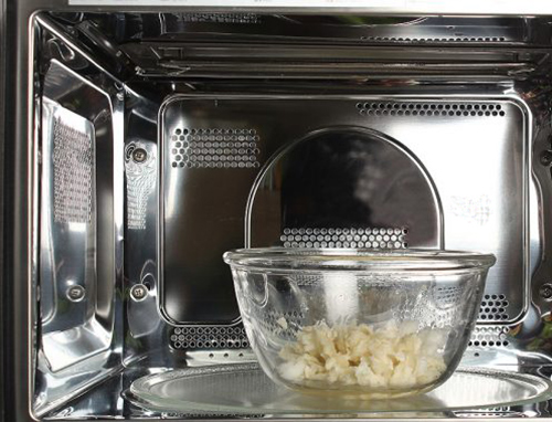 Tự làm kem cạo lông chân hiệu quả tại nhà - 3