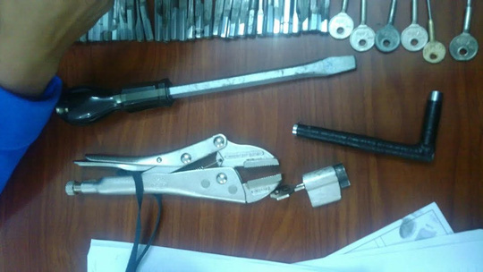 TP HCM phá hàng loạt băng nhóm nguy hiểm - 3