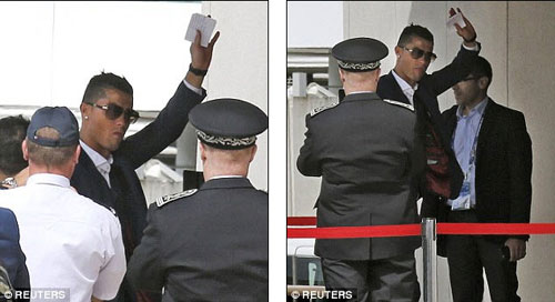 Biển người chào đón Bồ Đào Nha, Ronaldo ở quê nhà - 8