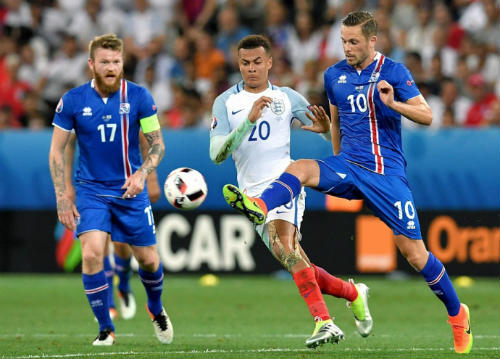 Euro 2016: Có một châu Âu không khoảng cách - 1