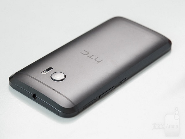 Lộ diện HTC Desire 10 - đàn em của HTC 10 - 1