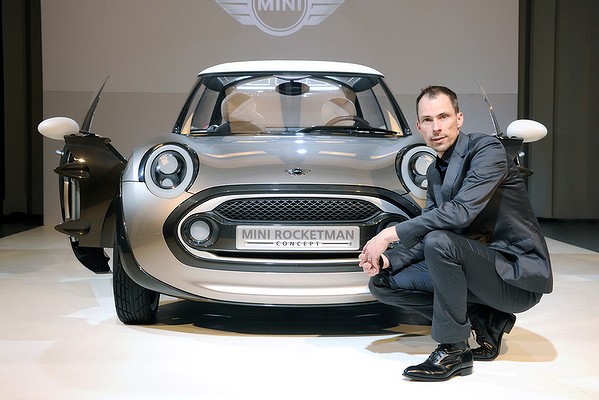 Giám đốc thiết kế của MINI rời BMW Group - 1