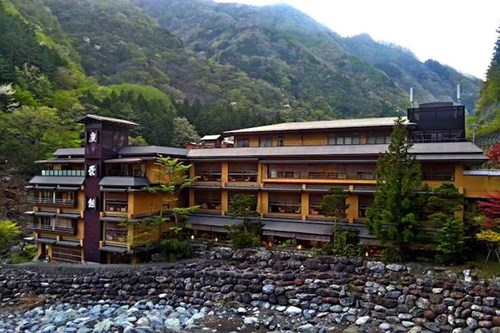 Bên trong khách sạn lâu đời nhất thế giới ở Nhật - 1