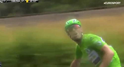 Cua-rơ đã “tè bậy” còn chửi phóng viên ở Tour de France - 1