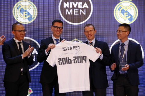 Huyền thoại Butragueno bật mí kế hoạch của Real Madrid tại Việt Nam - 4