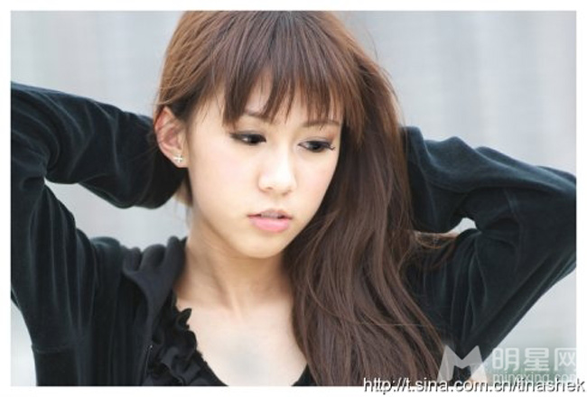 Nữ diễn viên Thạch Thiên Hân đã khiến khán giả sốc khi tiết lộ chuyện liên tiếp phải đóng các cảnh bị cưỡng hiếp trong 3 năm.