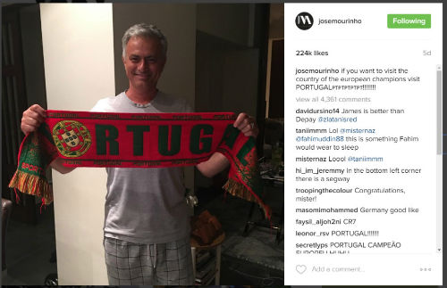 Mải xem CR7 vô địch Euro, Mourinho bị trộm viếng thăm - 5