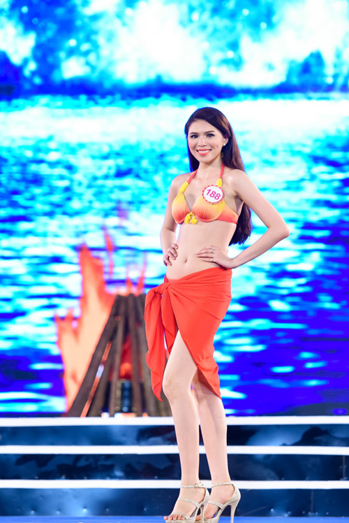 "Cân đo" hình thể top 18 HHVN ở phần thi bikini - 14