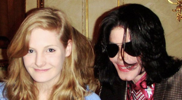 Michael Jackson có sở thích lạ lùng với những bé gái - 1