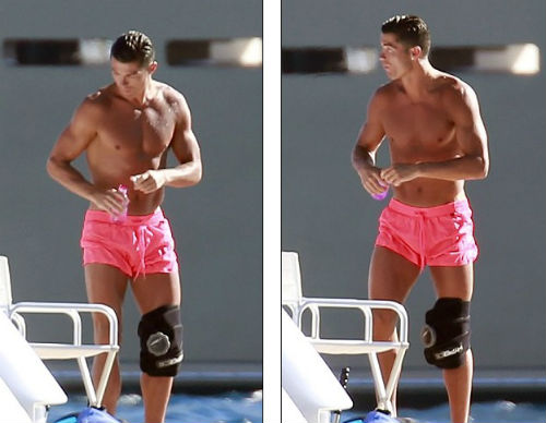 Không về Real, Ronaldo “nẹp chân” tắm biển - 1