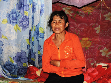 Một phụ nữ bị bắt cóc, ép viết giấy nợ 105 triệu đồng - 2