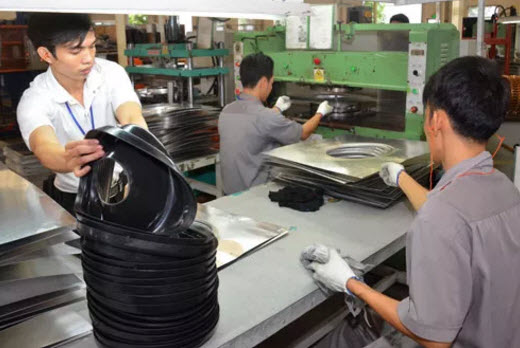 Doanh nghiệp khát vốn, ngân hàng thờ ơ! - 1