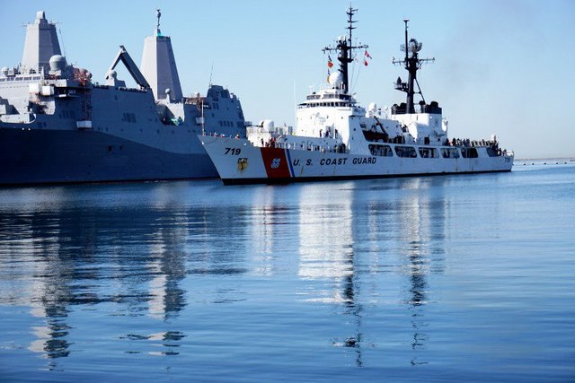 Mỹ giao tàu chiến cho Philippines sau vụ kiện Biển Đông - 1