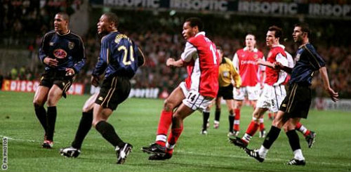 Lens – Arsenal: Tìm lại hứng khởi - 2