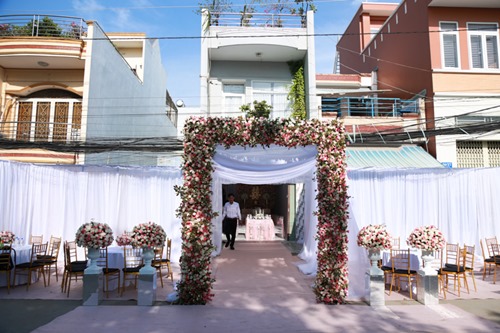 Diễn viên Ngọc Lan xúc động bật khóc trong lễ ăn hỏi - 4