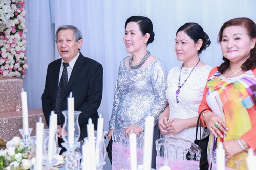 Diễn viên Ngọc Lan xúc động bật khóc trong lễ ăn hỏi - 13