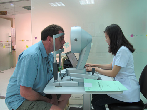 Ưu đãi phẫu thuật Lasik cho học sinh, sinh viên - 1