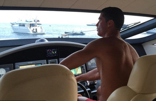 Thực hư chuyện Ronaldo ra lệnh cho đồng đội - 3