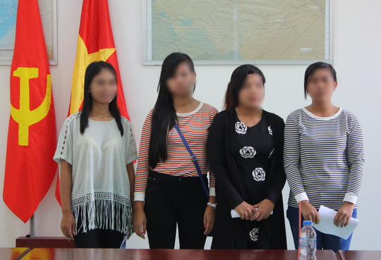 Giải cứu 4 cô gái khỏi quán ‘cà phê ôm’ ở Campuchia - 1