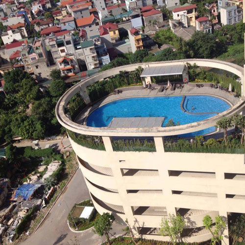 Hà Nội: 2 bé gái bỏ nhà đi qua đêm vì bị mẹ dọa đánh - 1