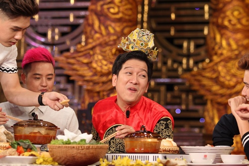 Kỳ Duyên "nổi cáu" vì phải nhìn Trường Giang ăn trong gameshow - 3