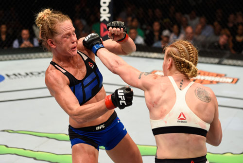UFC: Đả nữ Muay Thái đàn áp cao thủ boxing - 1