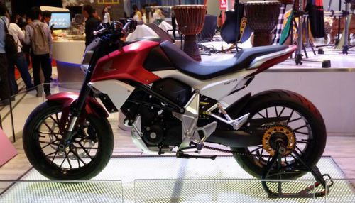 Honda CBR250RR bản thể thao chồm lỡ lộ ảnh - 2